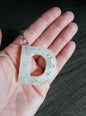 porte clé D blanc argent
